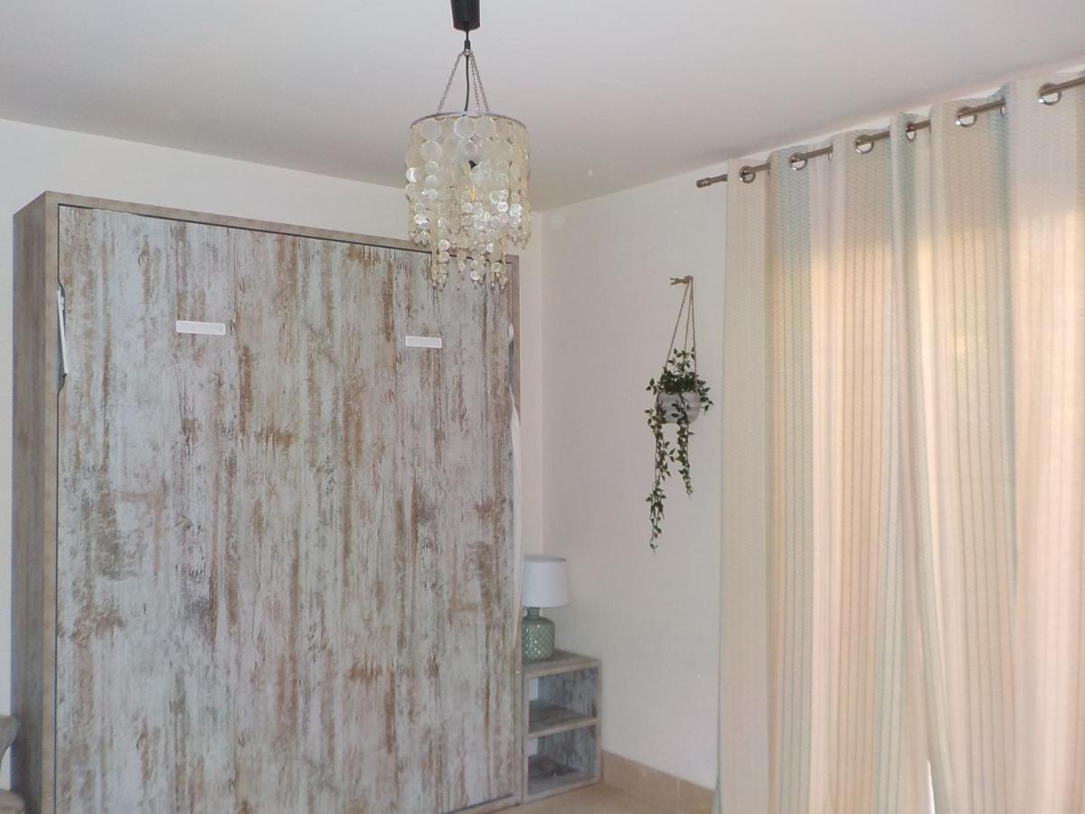 Hacienda El Retamar Villa เบนัลมาเดนา ภายนอก รูปภาพ